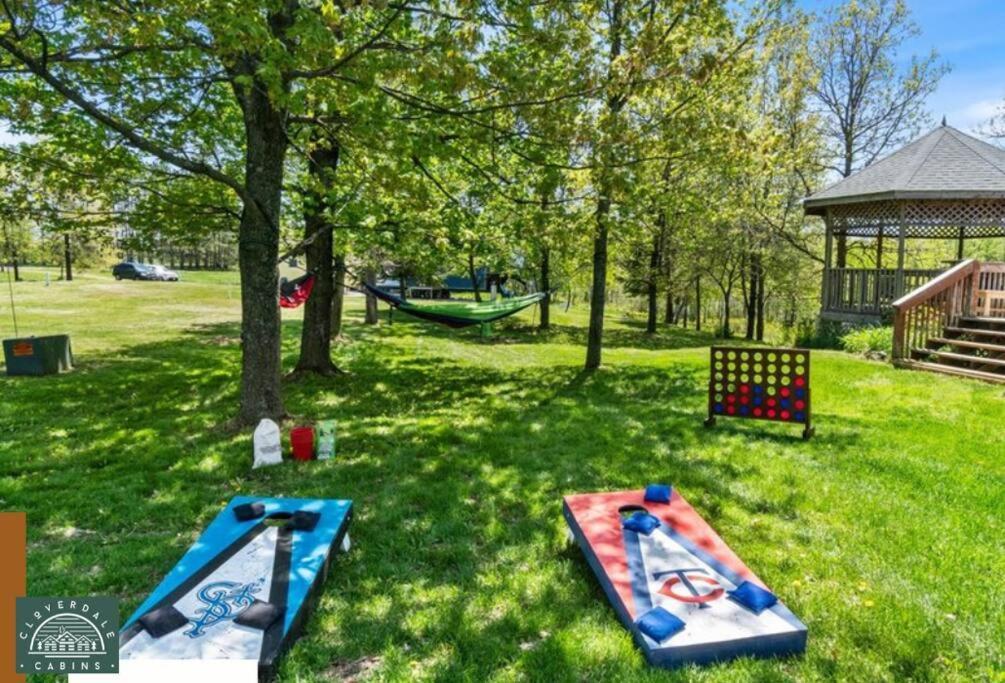 Cozy Cabin With Hottub At Cloverdale Cabins Hinckley Exterior foto